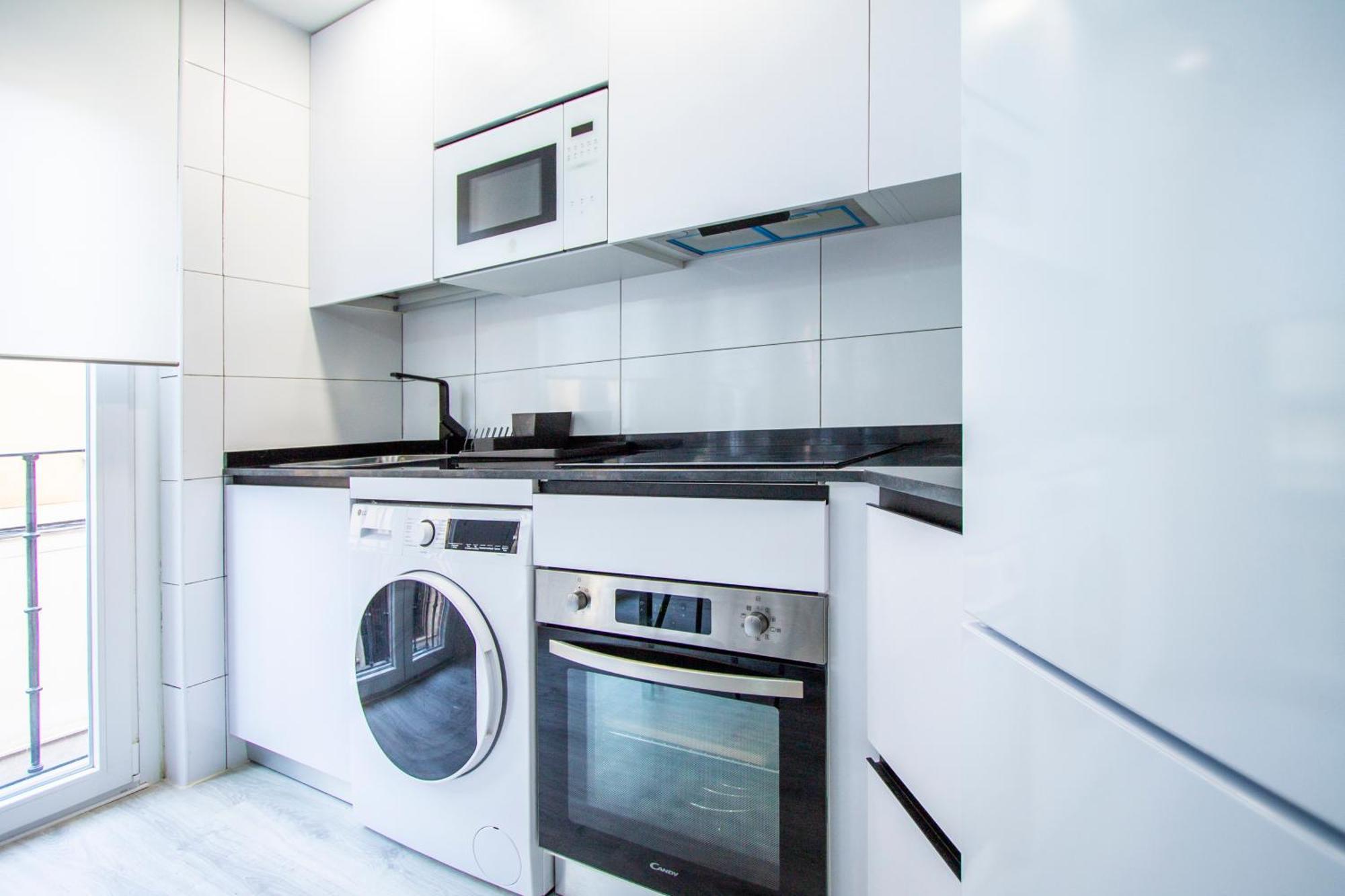 מדריד Apartamentos Cuatro Caminos מראה חיצוני תמונה